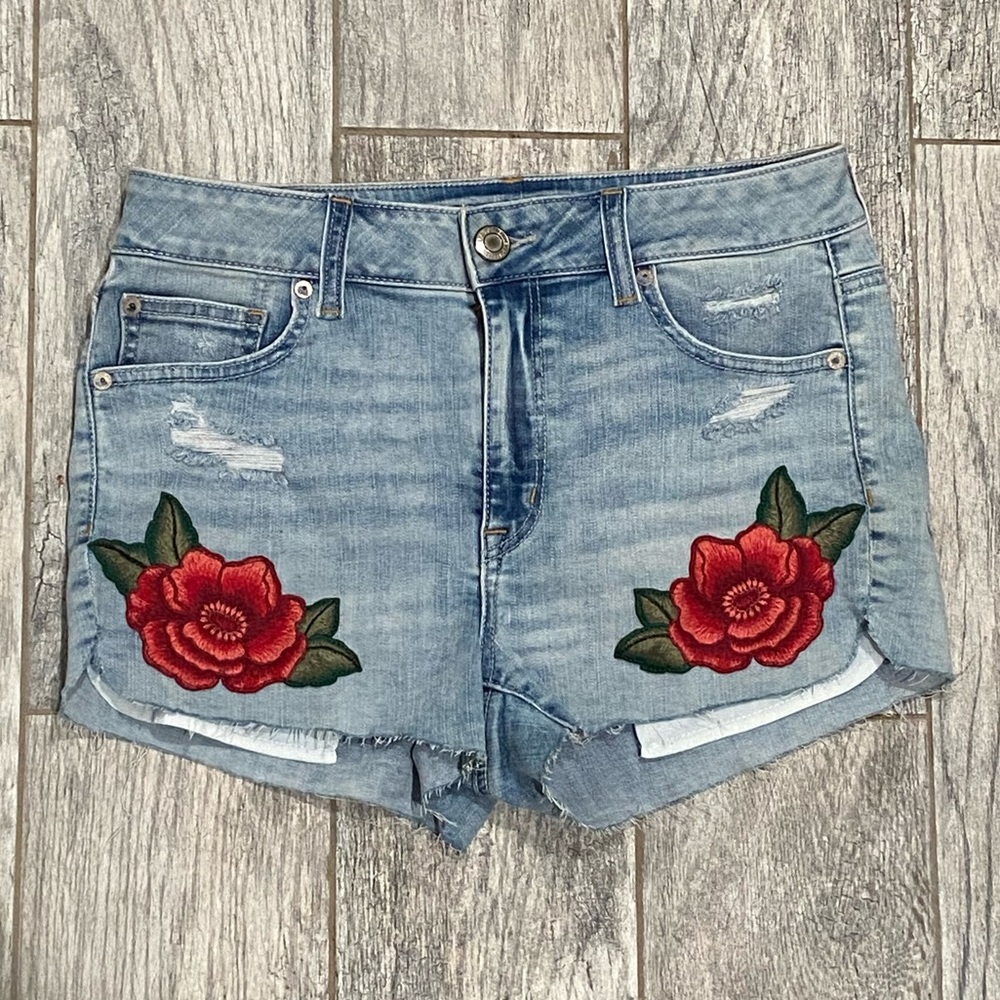 AE High Rise Stretch Light Wash Rose Jean Shorts